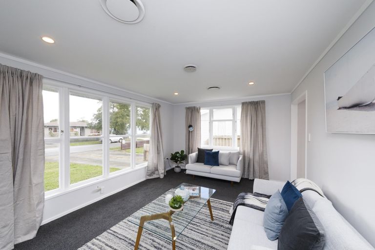Photo of property in 42 Robinson Crescent, Westbrook, Palmerston North, 4412