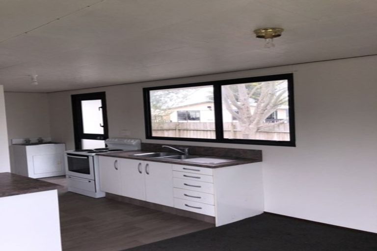 Photo of property in 24a Odlin Crescent, Nawton, Hamilton, 3200