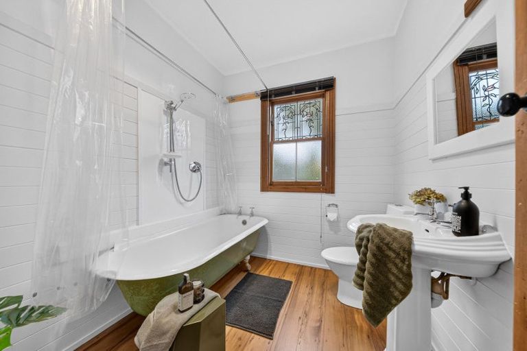 Photo of property in 138 Fitzherbert Street, Featherston, 5710