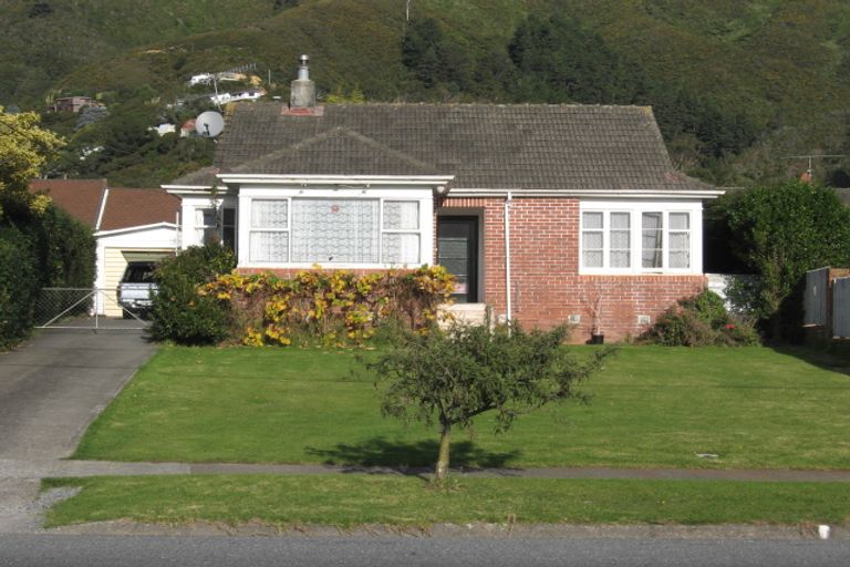 Photo of property in 168 Waddington Drive, Naenae, Lower Hutt, 5011