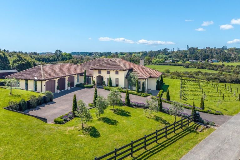 Photo of property in 61a Whitford Park Road, Whitford, Manurewa, 2576