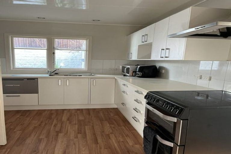 Photo of property in 1/139 Hamilton Avenue, Ilam, Christchurch, 8041