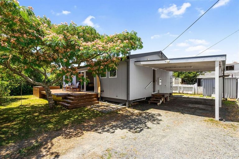 Photo of property in 35a Kopipi Crescent, Ngunguru, Whangarei, 0173