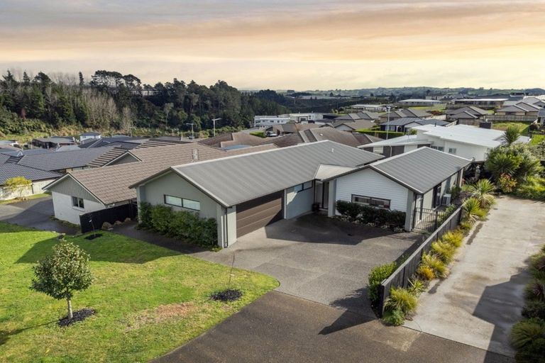 Photo of property in 11 Materawaho Way, Pyes Pa, Tauranga, 3112