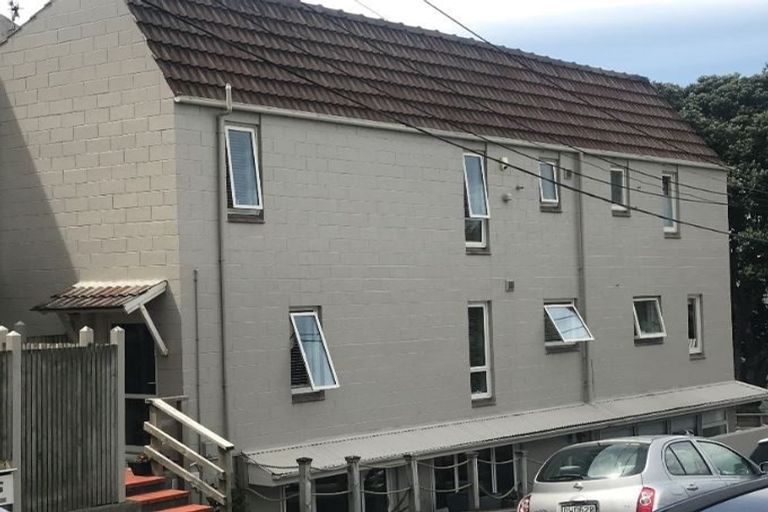 Photo of property in 4 Cottleville Terrace, Thorndon, Wellington, 6011