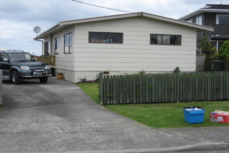 Photo of property in 1425 Whangaparaoa Road, Army Bay, Whangaparaoa, 0930