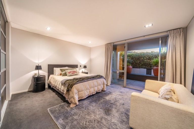 Photo of property in 32 Roys Road, Plimmerton, Porirua, 5026