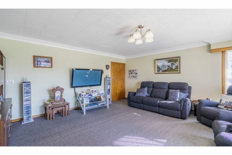 Photo of property in 126 Carvarvon Street, Glengarry, Invercargill, 9810