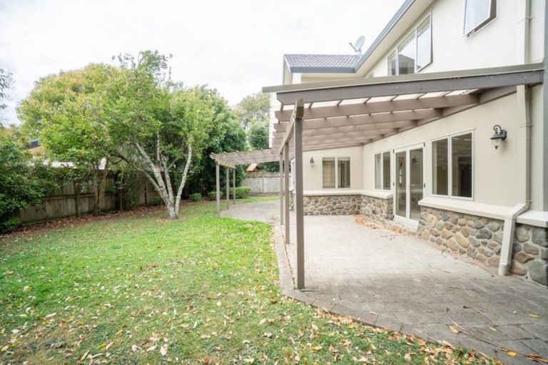 Photo of property in 4 Pastoral Lane, Hokowhitu, Palmerston North, 4410