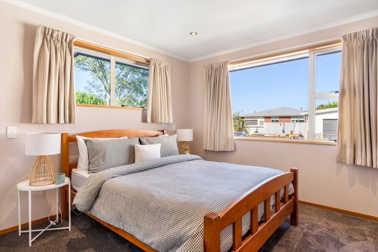 Photo of property in 27 Eglinton Street, Winton, 9720