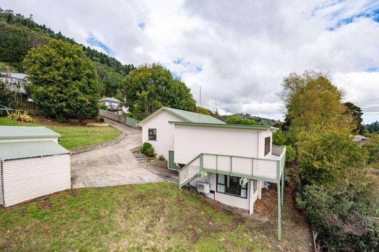 Photo of property in 16 Brunner Street, Nelson South, Nelson, 7010