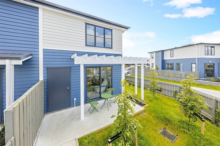 Photo of property in 32 Bellbird Street, Papakura, 2110