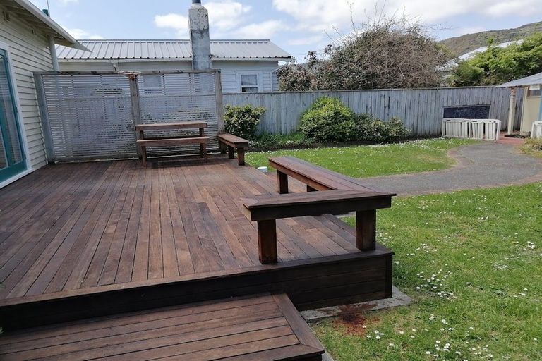 Photo of property in 110 Waiwhetu Road, Waterloo, Lower Hutt, 5011