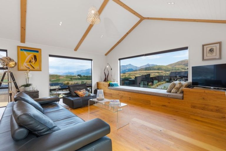 Photo of property in 21 Falconer Rise, Jacks Point, Queenstown, 9371