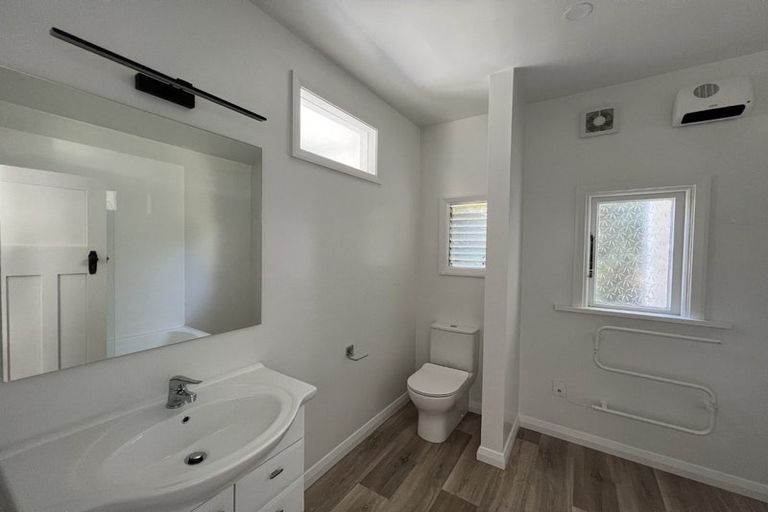 Photo of property in 123 Forfar Street, Clyde Hill, Dunedin, 9011