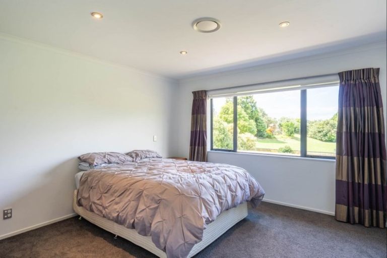 Photo of property in 7 Lambert Way, Paraparaumu, 5032