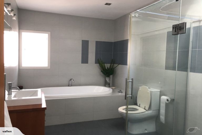 Photo of property in 73 Kowhai Road, Mairangi Bay, Auckland, 0630