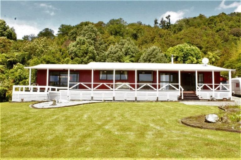 Photo of property in 64-66 Neighbours Street, Waimangaroa, Westport, 7891