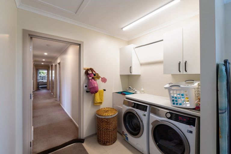 Photo of property in 65 Oteramika Road, Rockdale, Invercargill, 9812