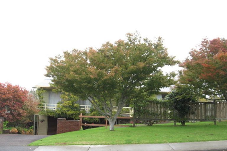 Photo of property in 83 Beach Road, Mellons Bay, Auckland, 2014