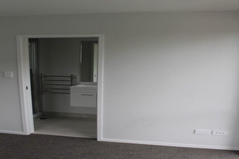 Photo of property in 1/59 Glenview Road, Glen Eden, Auckland, 0602