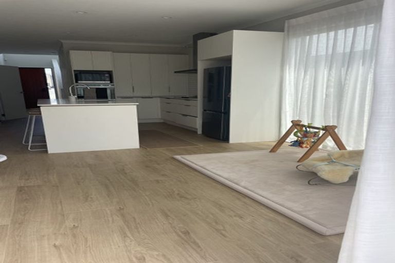 Photo of property in 11 Rigby Drive, Whenuapai, Auckland, 0618