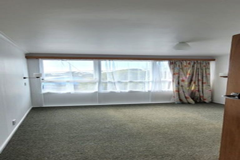 Photo of property in 8 Kitchener Terrace, Moturoa, New Plymouth, 4310