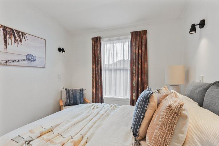 Photo of property in 1 Hood Street, New Brighton, Christchurch, 8061