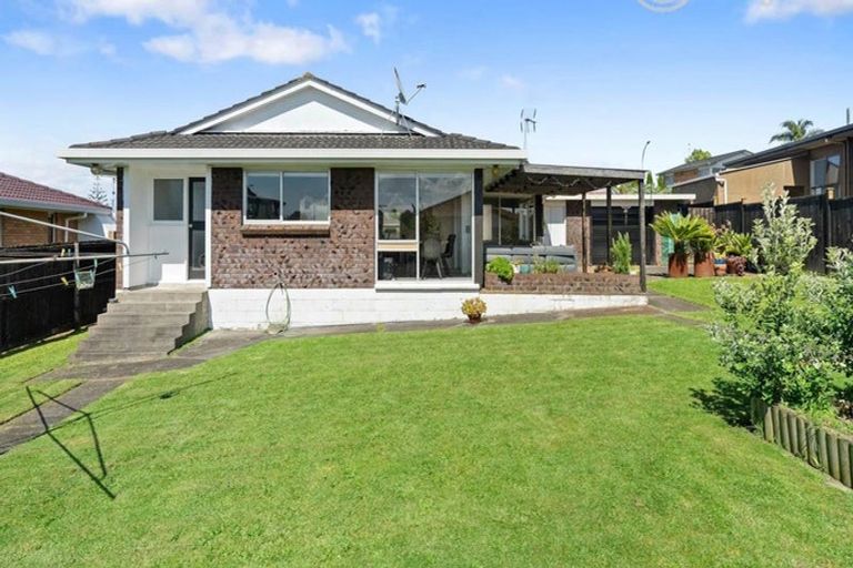 Photo of property in 30 Luton Avenue, Sunnyhills, Auckland, 2010