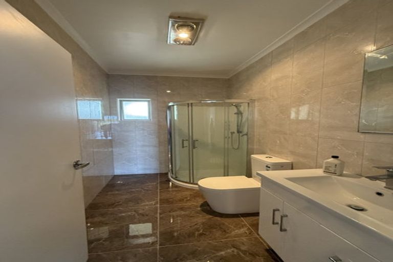 Photo of property in 115 Riverhead Road, Kumeu, 0892