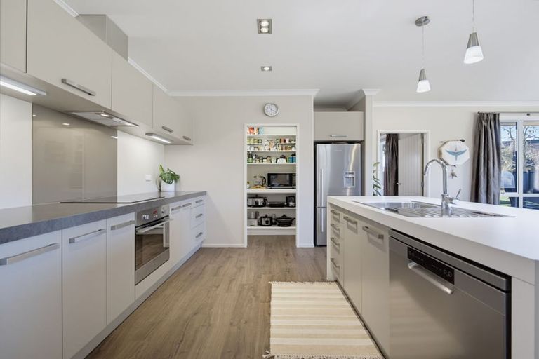 Photo of property in 28 Stockmans Road, Morrinsville, 3371
