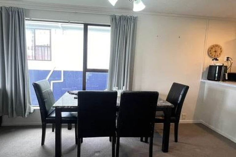 Photo of property in 14 Penguin Grove, Waitangirua, Porirua, 5024