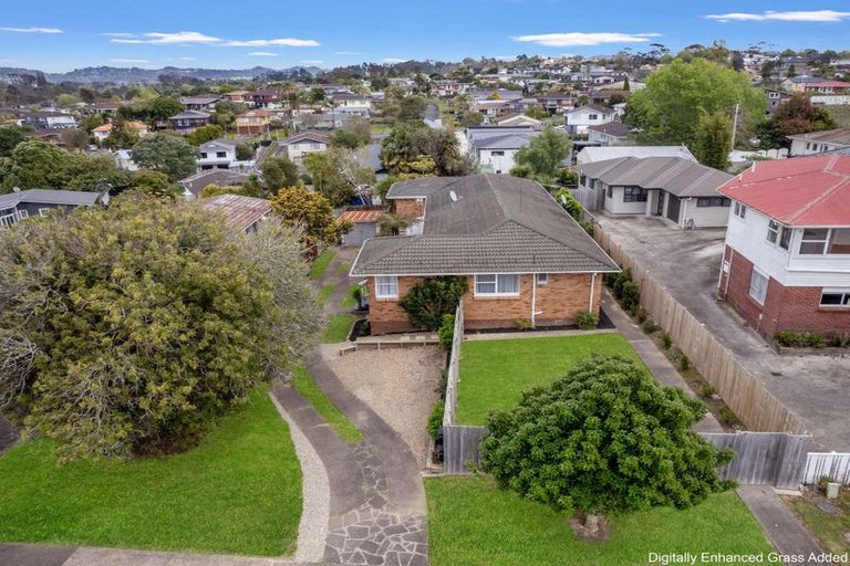 Photo of property in 1/5 Addison Drive, Glendene, Auckland, 0602