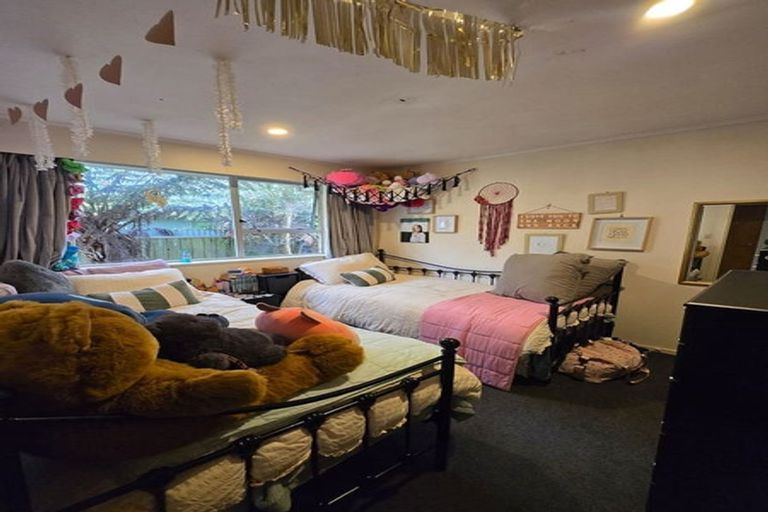 Photo of property in 78b Pinehaven Road, Pinehaven, Upper Hutt, 5019