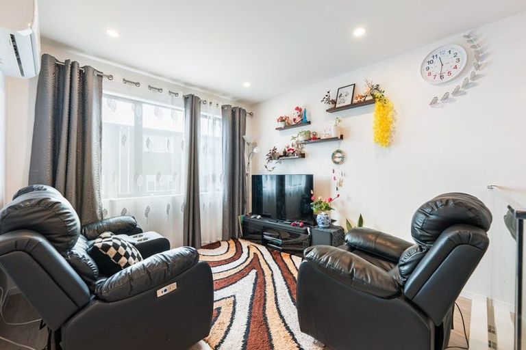 Photo of property in 9c Matuhi Rise, Henderson, Auckland, 0612