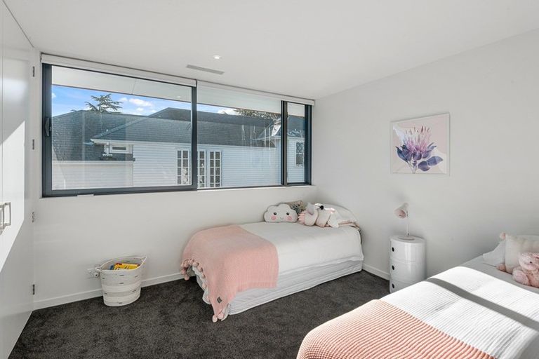 Photo of property in 19 Circuit Street, Merivale, Christchurch, 8052
