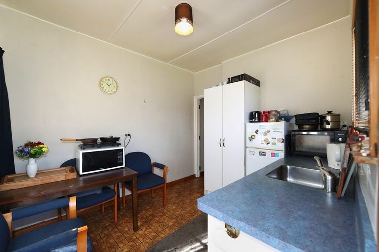 Photo of property in 308 Jervois Street, Mayfair, Hastings, 4122