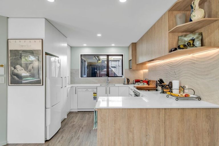 Photo of property in 27 Reserve Road, Waikuku Beach, 7473