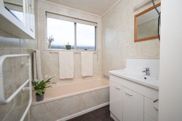 Photo of property in 83 Dunstan Road, Alexandra, 9320