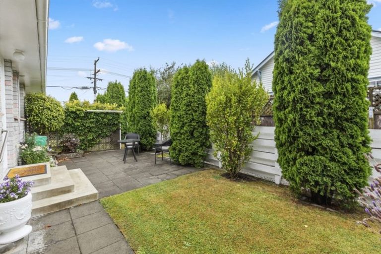 Photo of property in 52 Pretoria Street, Hutt Central, Lower Hutt, 5010