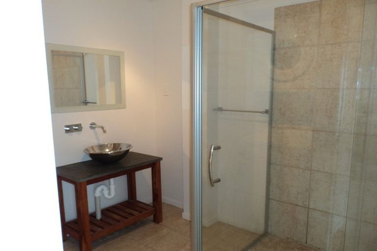 Photo of property in 25 Maxwelton Drive, Mairangi Bay, Auckland, 0630