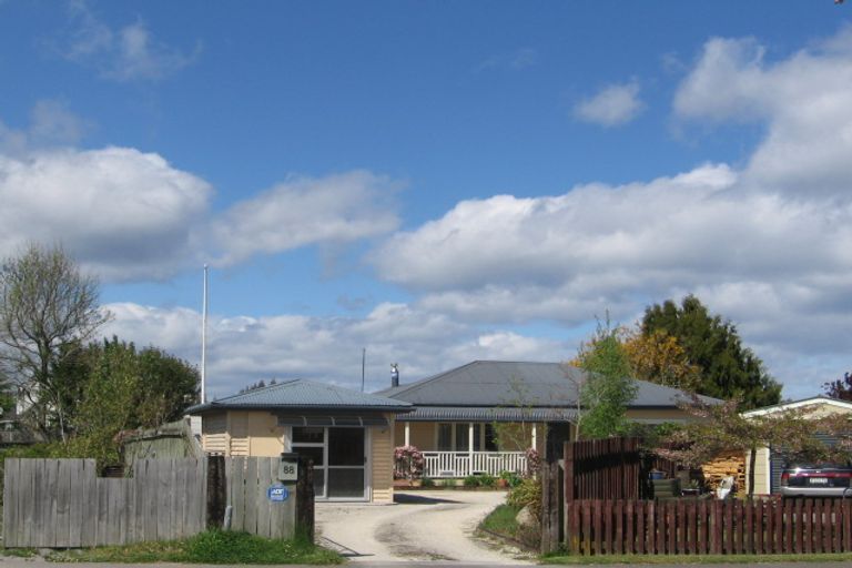 Photo of property in 88 Invergarry Road, Hilltop, Taupo, 3330