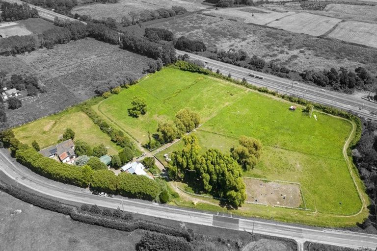 Photo of property in 18-20 Emerald Glen Road, Paekakariki, Paraparaumu, 5032