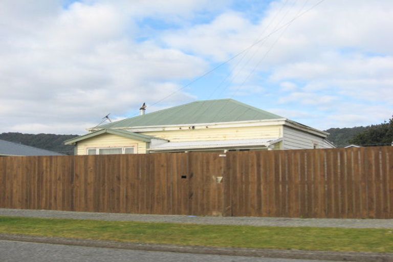Photo of property in 57 Blake Street, Blaketown, Greymouth, 7805