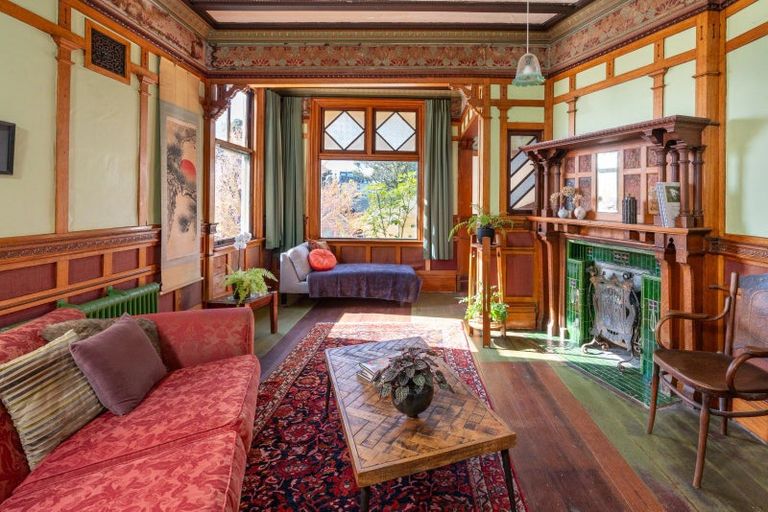 Photo of property in 31 Glenbervie Terrace, Thorndon, Wellington, 6011