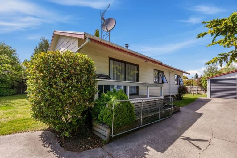 Photo of property in 8 Grace Crescent, Richmond Heights, Taupo, 3330