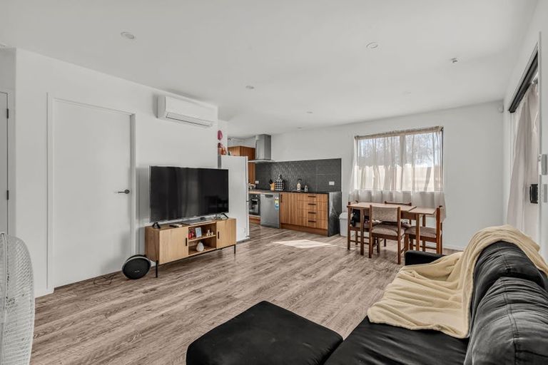 Photo of property in 4 Banks Street, Marfell, New Plymouth, 4310