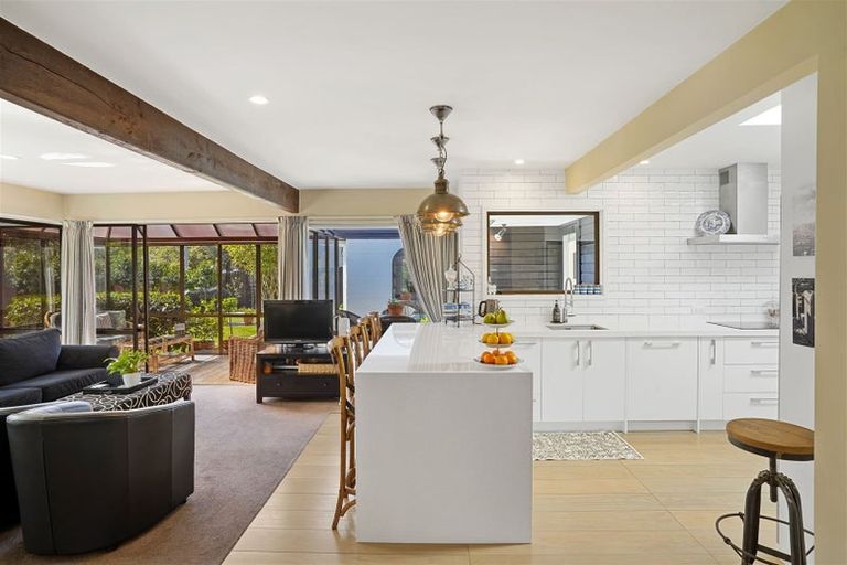 Photo of property in 33 Lavandula Crescent, Burnside, Christchurch, 8042