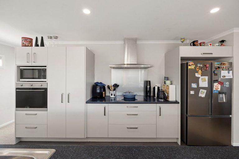 Photo of property in 2/22 Iwi Road, Baverstock, Hamilton, 3289