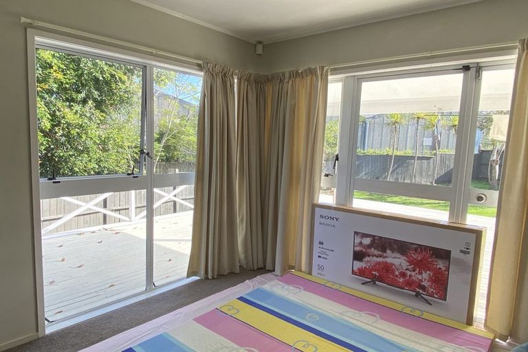 Photo of property in 16 Kakapo Place, Papatoetoe, Auckland, 2025